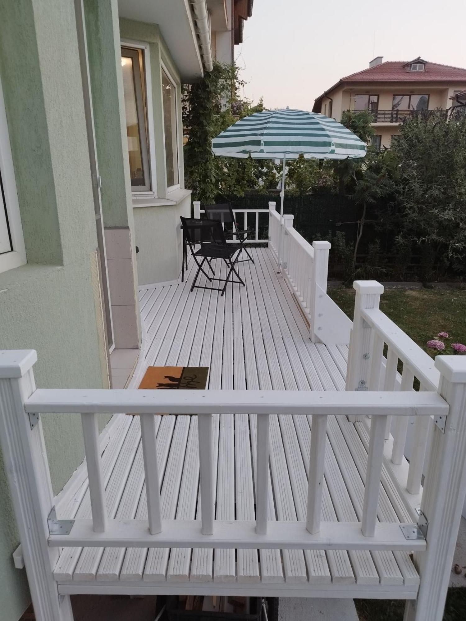 Aleks Guest House ซาโมคอฟ ภายนอก รูปภาพ